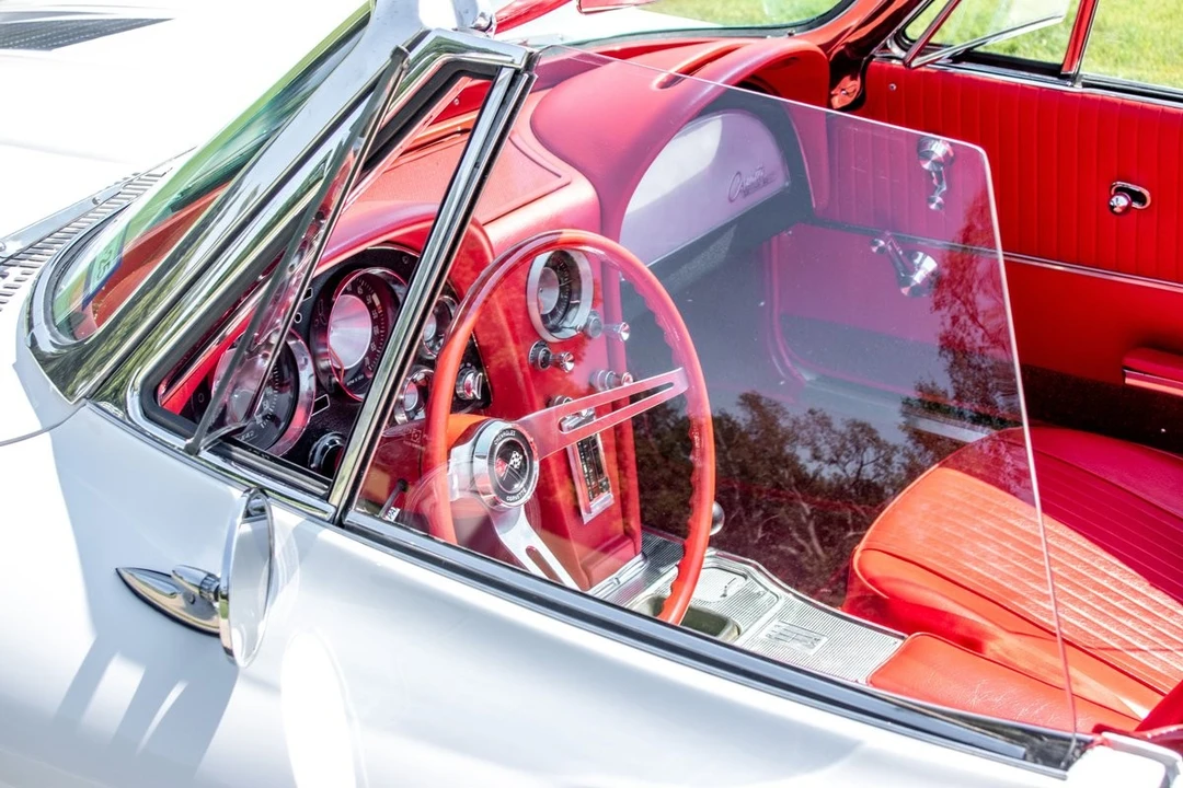 1963 Chevrolet Corvette C2 - Image 18 of 21