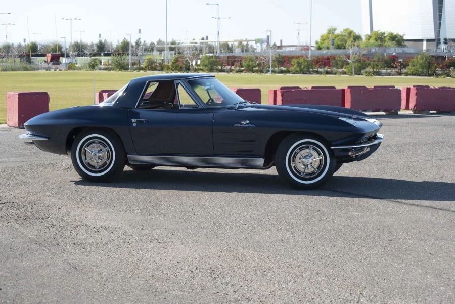 1963 Chevrolet Corvette C2 - Image 14 of 15