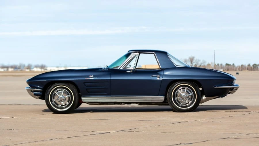 1963 Chevrolet Corvette C2 - Image 2 of 23