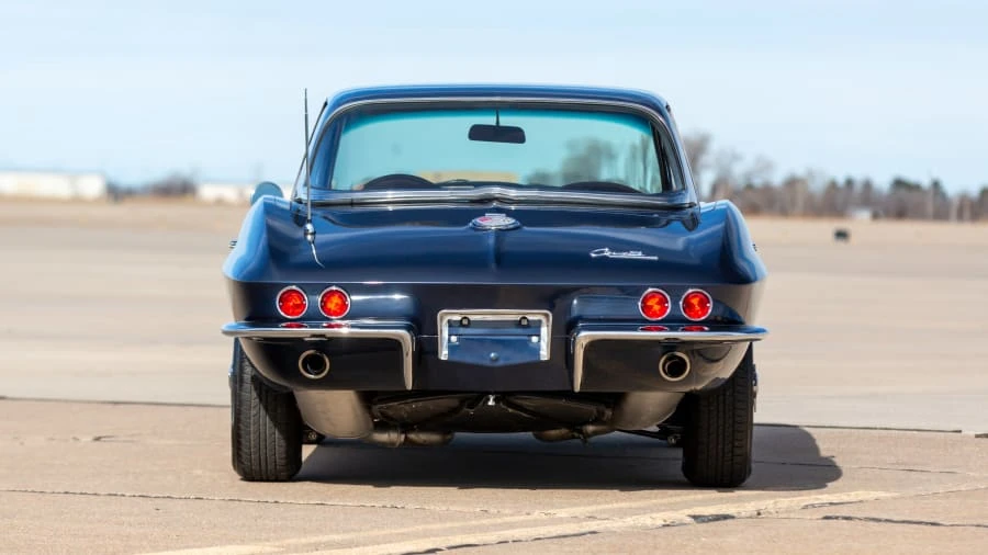 1963 Chevrolet Corvette C2 - Image 19 of 23