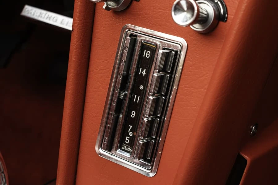 1963 Chevrolet Corvette C2 - Image 11 of 21