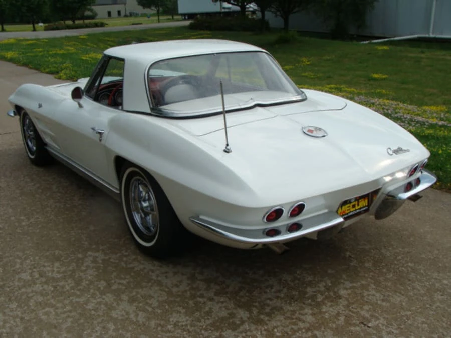 1963 Chevrolet Corvette C2 - Image 2 of 8