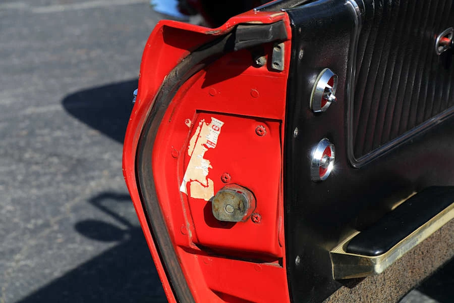 1963 Chevrolet Corvette C2 - Image 19 of 26