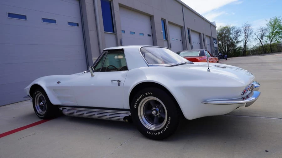 1963 Chevrolet Corvette C2 - Image 5 of 25