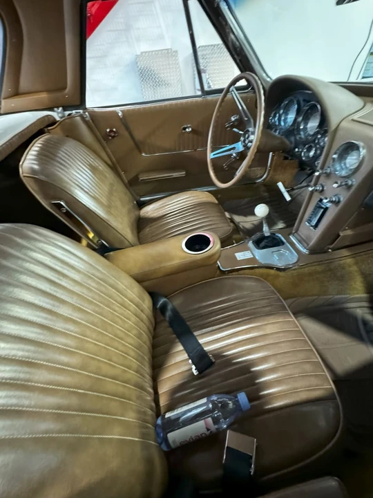 1963 Chevrolet Corvette C2 - Image 22 of 25