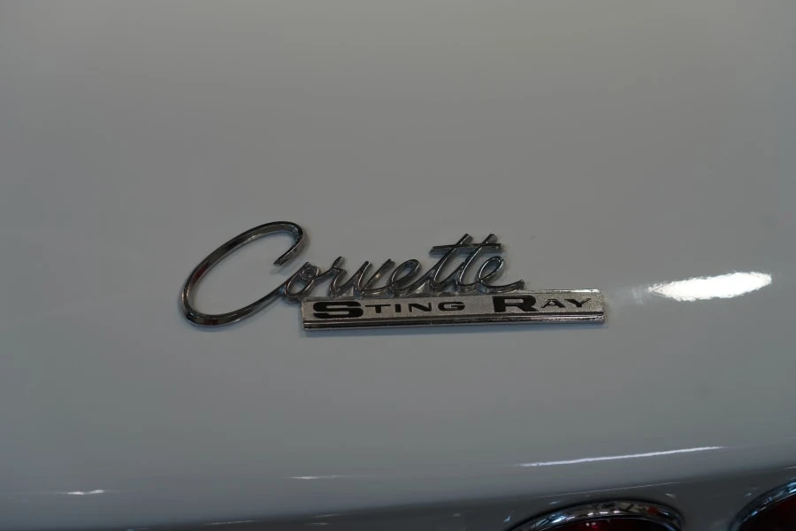 1963 Chevrolet Corvette C2 - Image 12 of 25