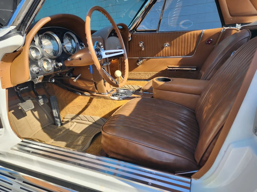 1963 Chevrolet Corvette C2 - Image 6 of 7