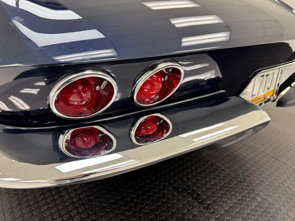 1963 Chevrolet Corvette C2 - Image 29 of 31