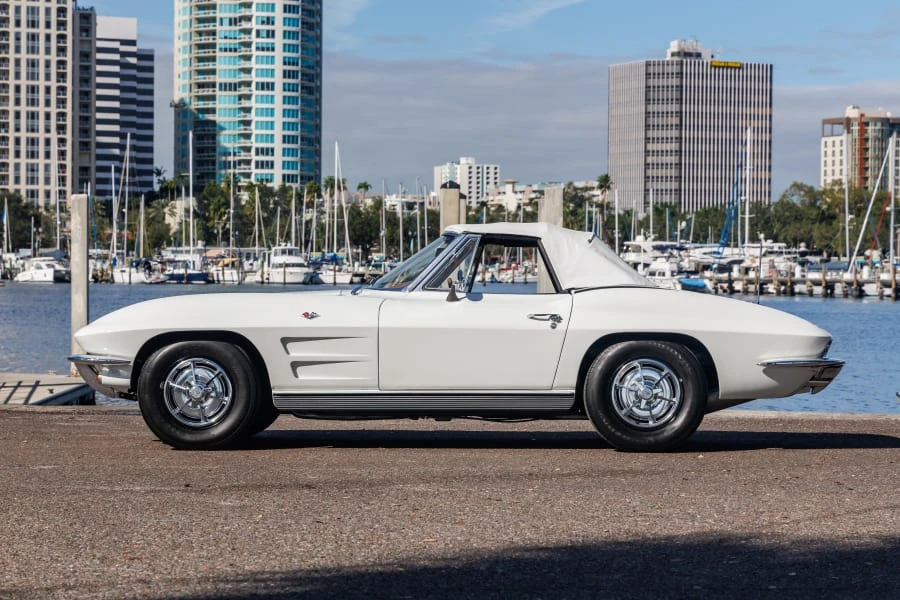 1963 Chevrolet Corvette C2 - Image 23 of 31
