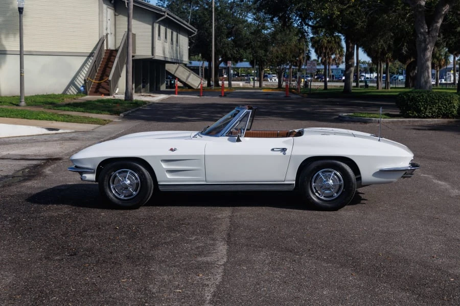 1963 Chevrolet Corvette C2 - Image 20 of 31