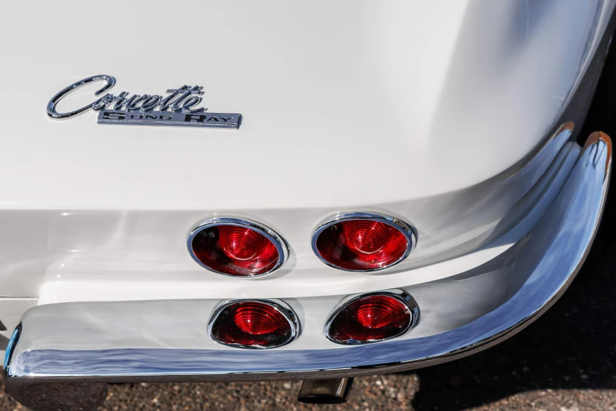 1963 Chevrolet Corvette C2 - Image 19 of 31