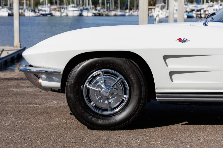 1963 Chevrolet Corvette C2 - Image 27 of 31