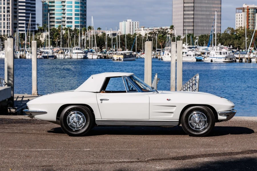 1963 Chevrolet Corvette C2 - Image 13 of 31