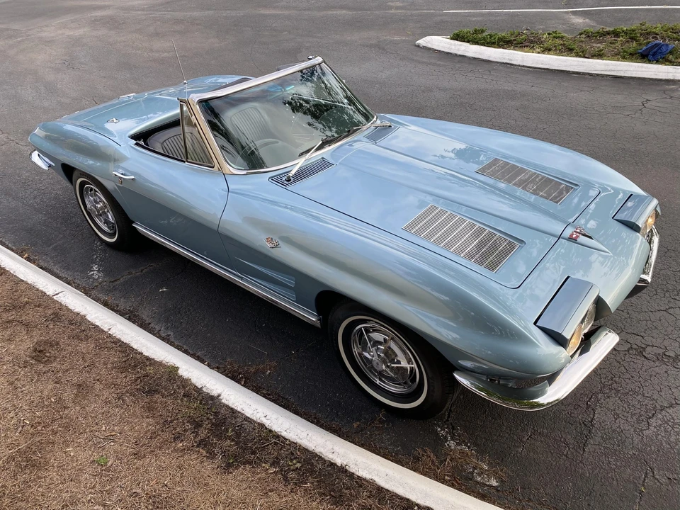 1963 Chevrolet Corvette C2 - Image 15 of 31