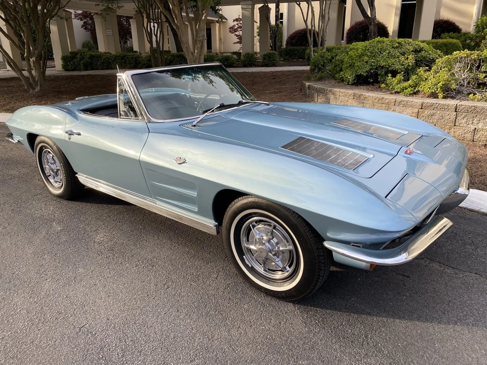 1963 Chevrolet Corvette C2 - Image 14 of 31