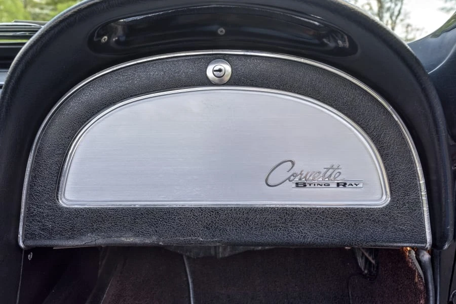 1963 Chevrolet Corvette C2 - Image 19 of 24