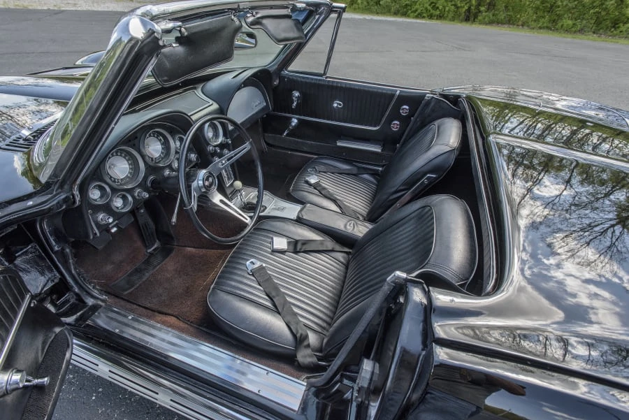 1963 Chevrolet Corvette C2 - Image 18 of 24