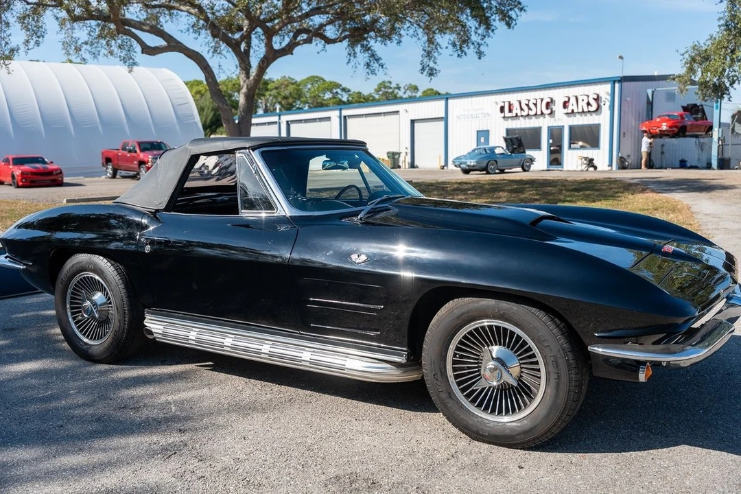 1963 Chevrolet Corvette C2 - Image 16 of 21