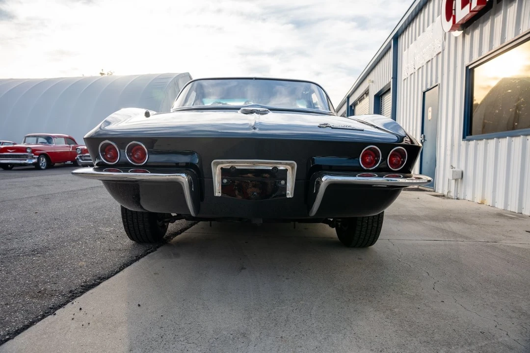 1963 Chevrolet Corvette C2 - Image 12 of 21