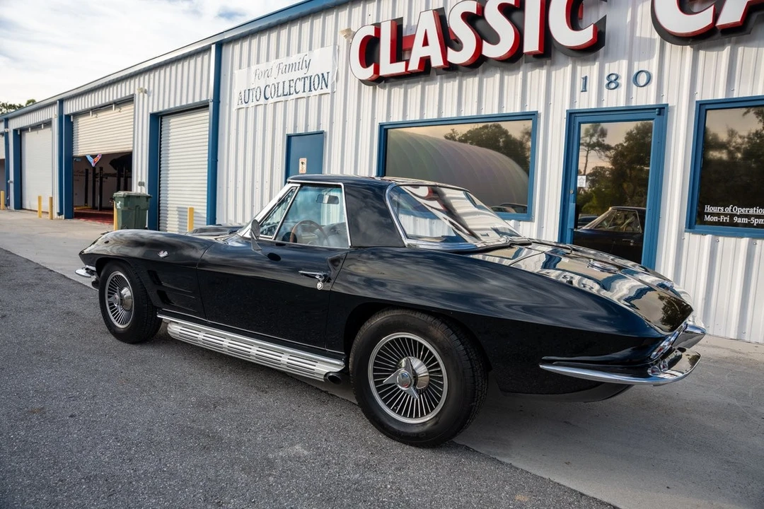 1963 Chevrolet Corvette C2 - Image 9 of 21