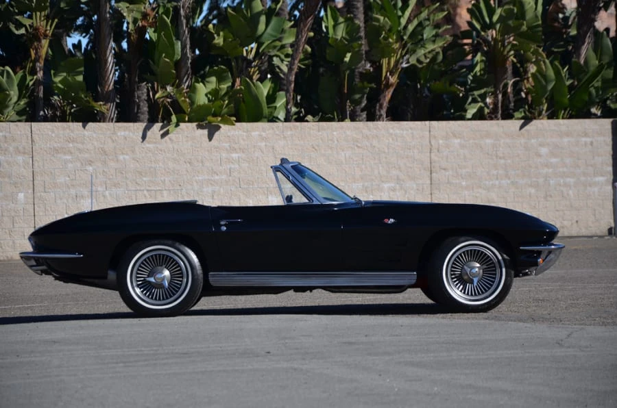 1963 Chevrolet Corvette C2 - Image 2 of 9