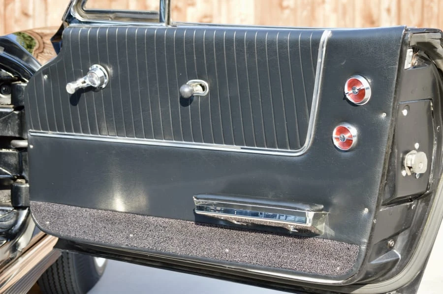 1963 Chevrolet Corvette C2 - Image 8 of 31