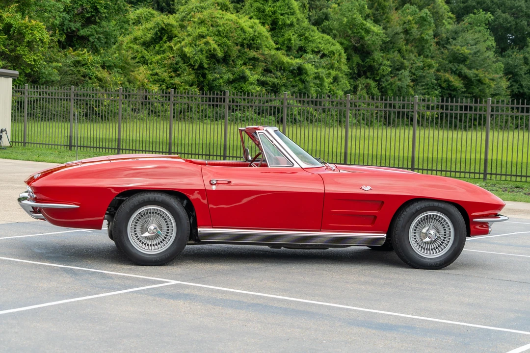 1963 Chevrolet Corvette C2 - Image 6 of 31