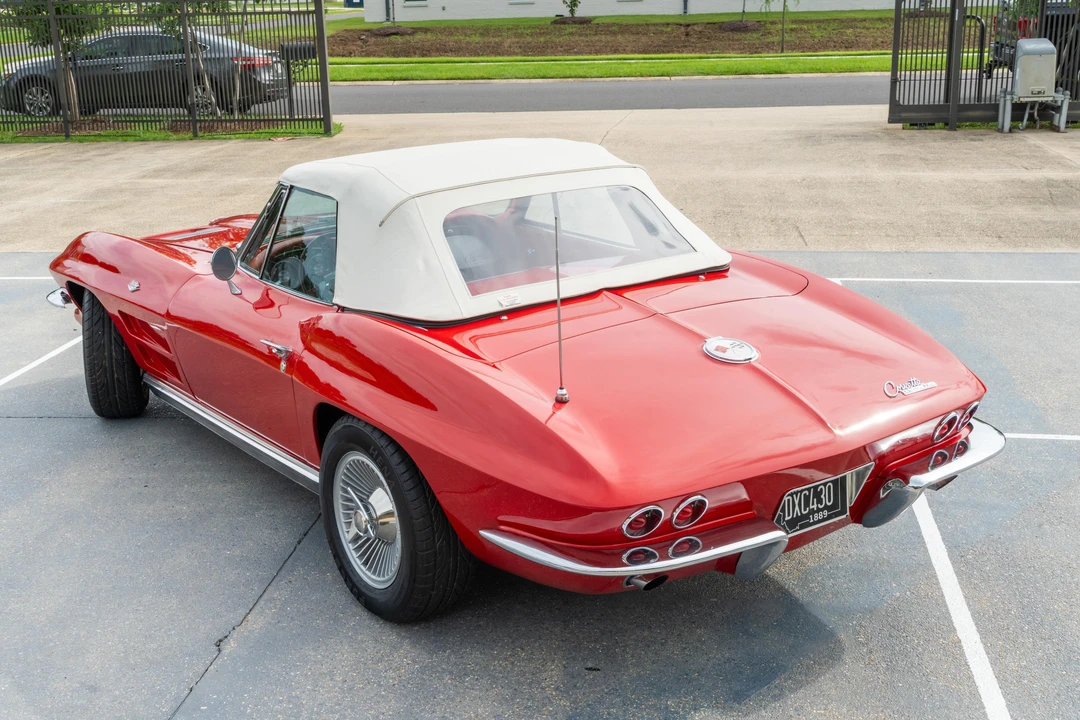 1963 Chevrolet Corvette C2 - Image 19 of 31