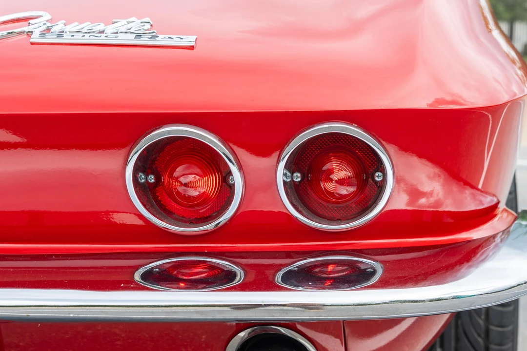 1963 Chevrolet Corvette C2 - Image 27 of 31