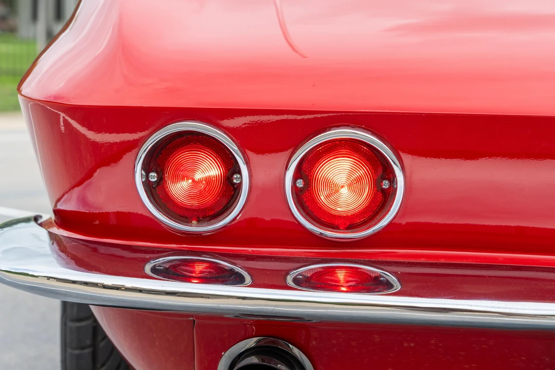 1963 Chevrolet Corvette C2 - Image 28 of 31