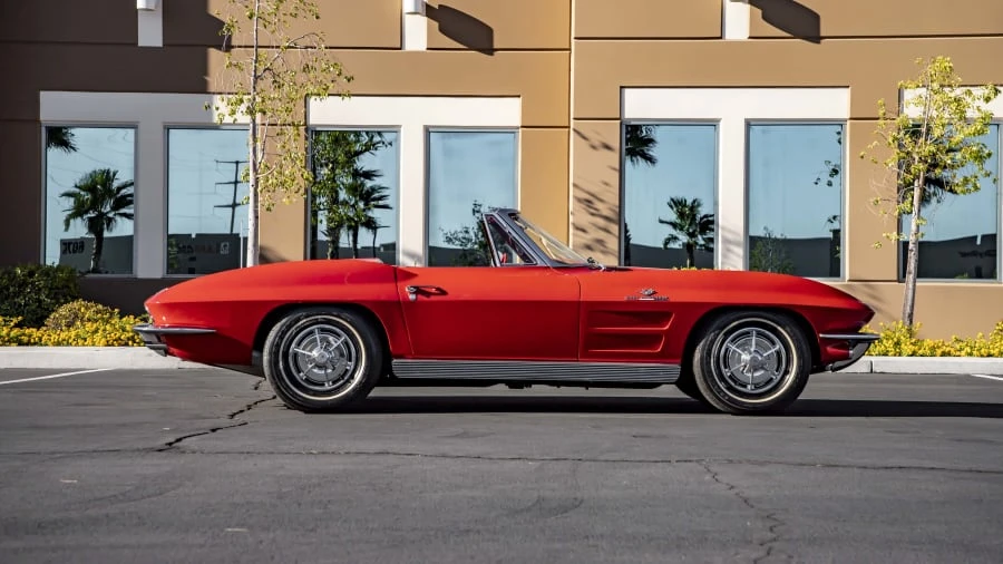 1963 Chevrolet Corvette C2 - Image 13 of 17