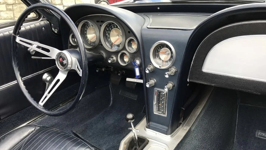 1963 Chevrolet Corvette C2 - Image 4 of 12