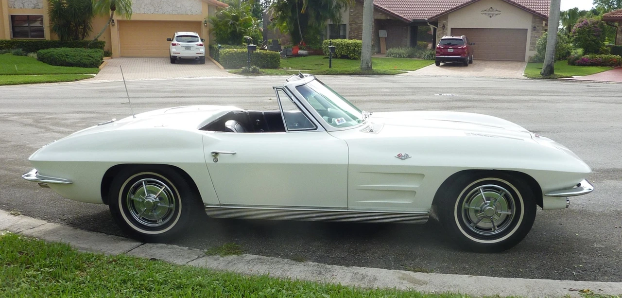 1963 Chevrolet Corvette C2 - Image 8 of 31