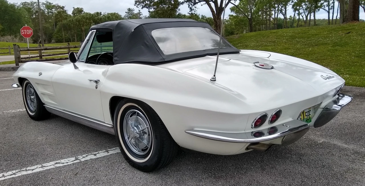 1963 Chevrolet Corvette C2 - Image 21 of 31