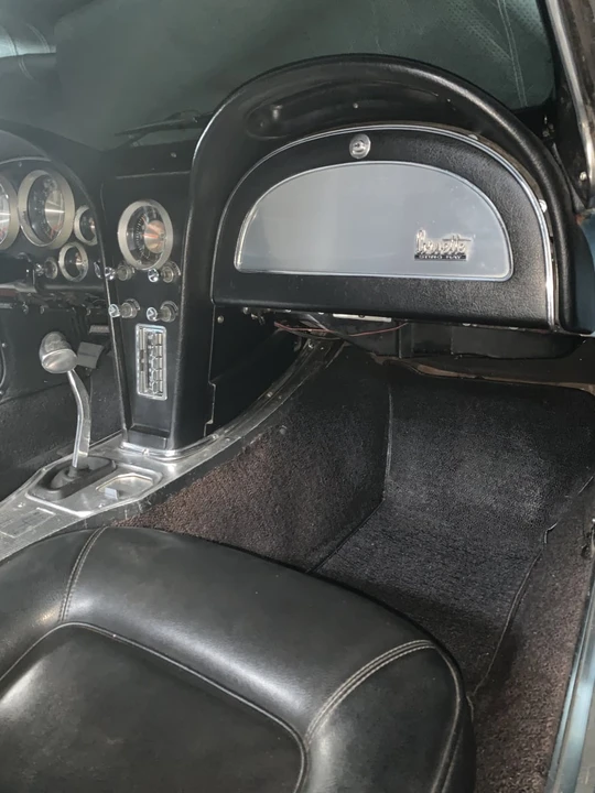 1963 Chevrolet Corvette C2 - Image 17 of 21