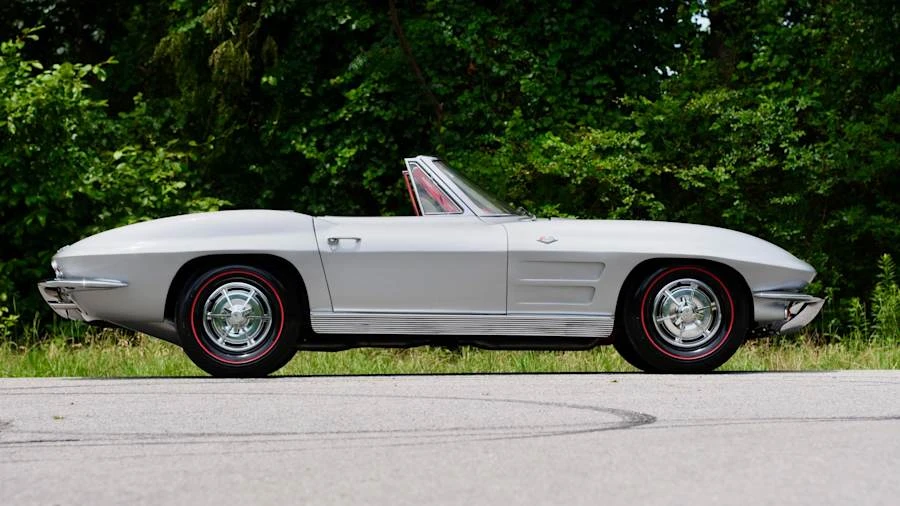 1963 Chevrolet Corvette C2 - Image 2 of 31