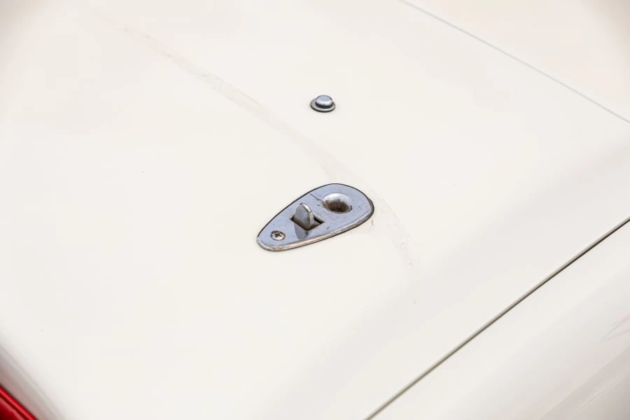 1963 Chevrolet Corvette C2 - Image 19 of 31