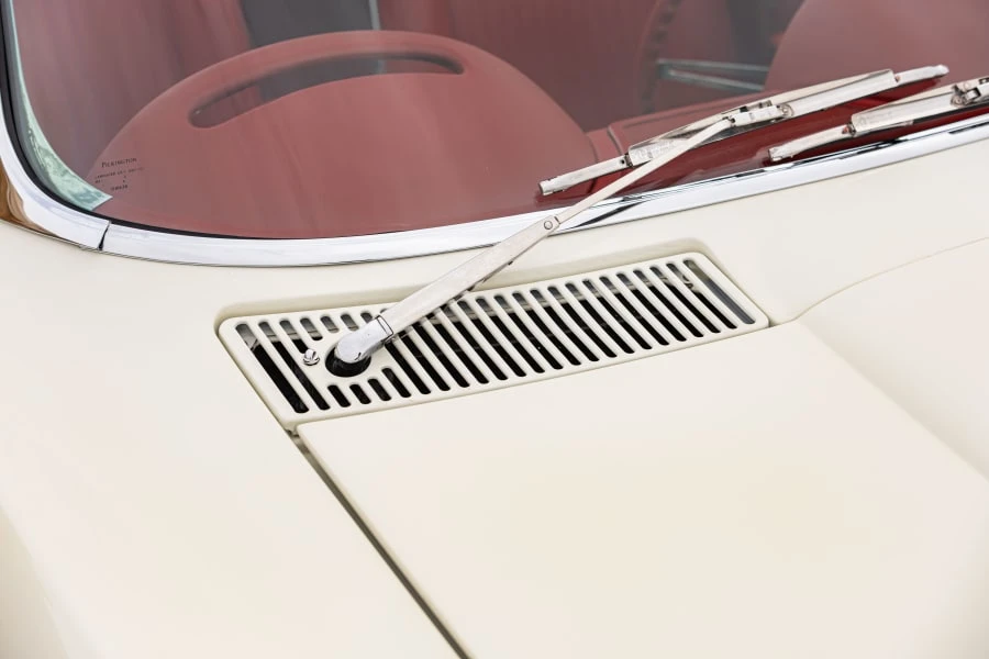 1963 Chevrolet Corvette C2 - Image 10 of 31