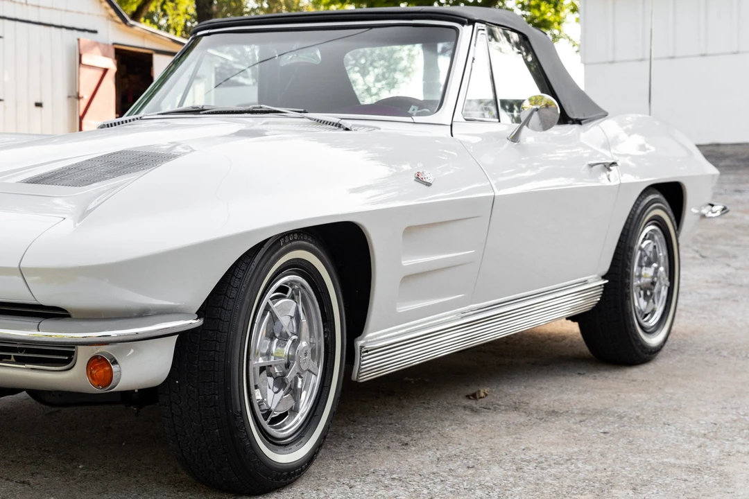 1963 Chevrolet Corvette C2 - Image 21 of 31