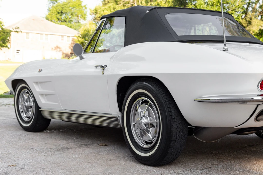 1963 Chevrolet Corvette C2 - Image 23 of 31