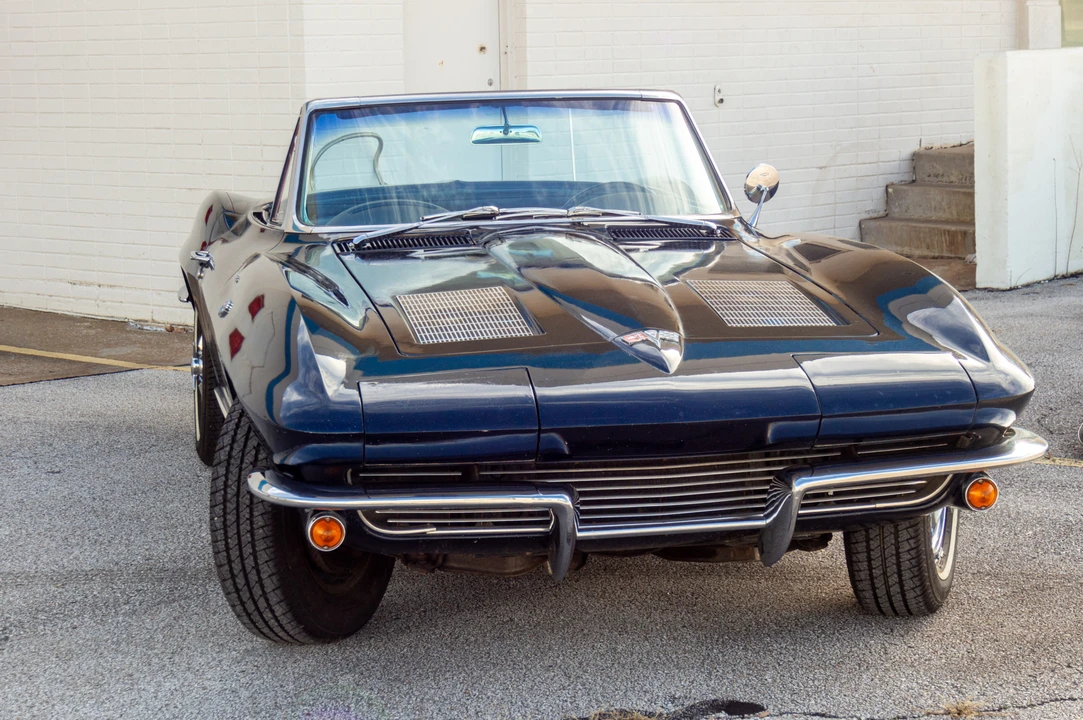 1963 Chevrolet Corvette C2 - Image 8 of 31