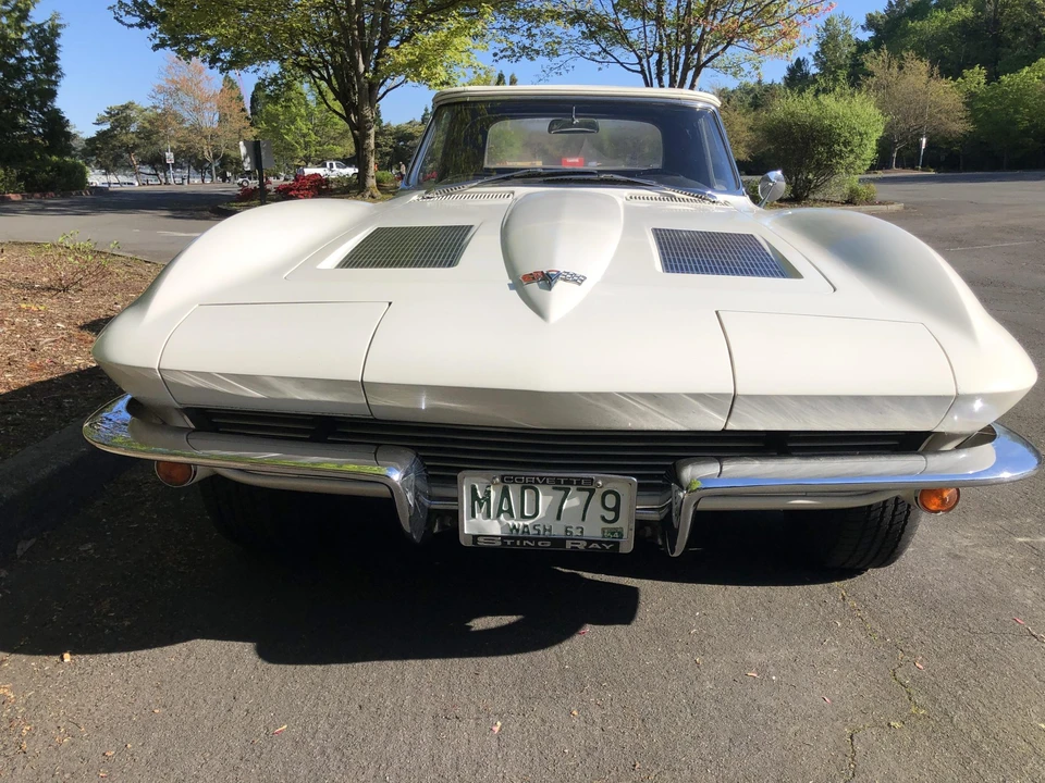 1963 Chevrolet Corvette C2 - Image 15 of 31