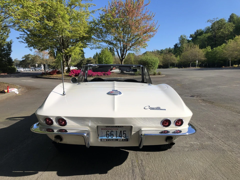 1963 Chevrolet Corvette C2 - Image 17 of 31