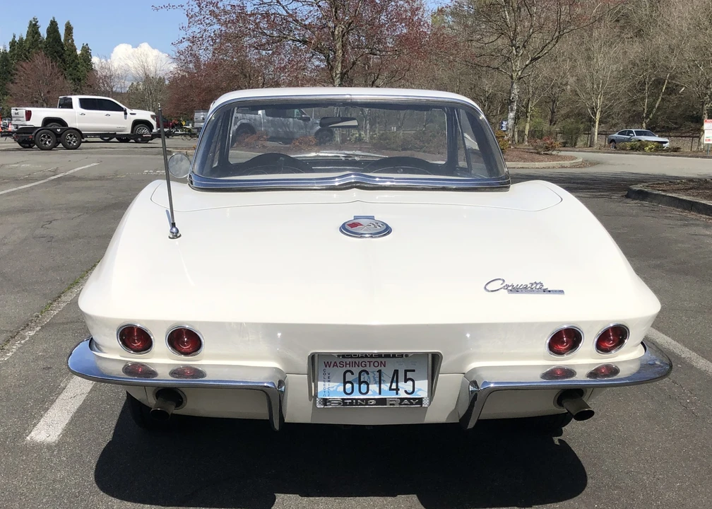 1963 Chevrolet Corvette C2 - Image 6 of 31