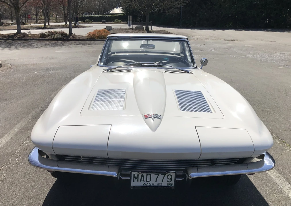 1963 Chevrolet Corvette C2 - Image 14 of 31