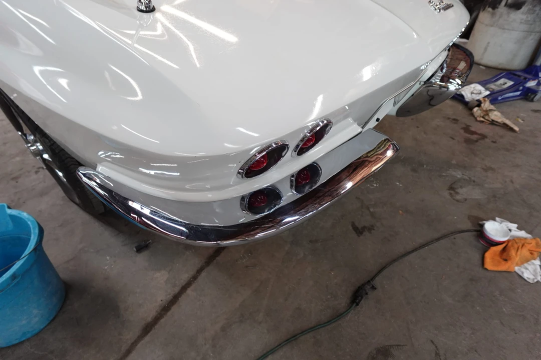 1963 Chevrolet Corvette C2 - Image 16 of 31