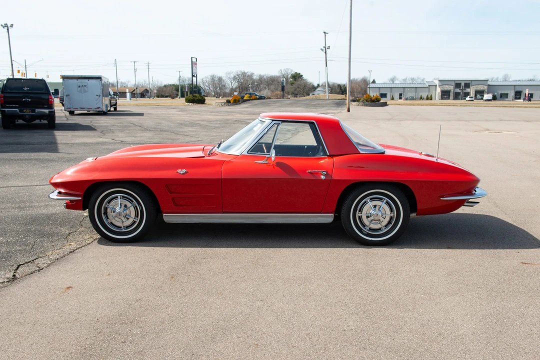 1963 Chevrolet Corvette C2 - Image 17 of 31