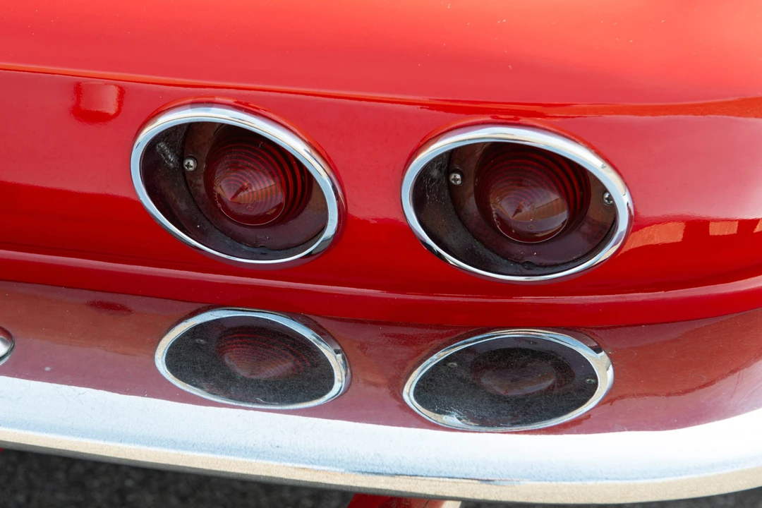 1963 Chevrolet Corvette C2 - Image 23 of 31