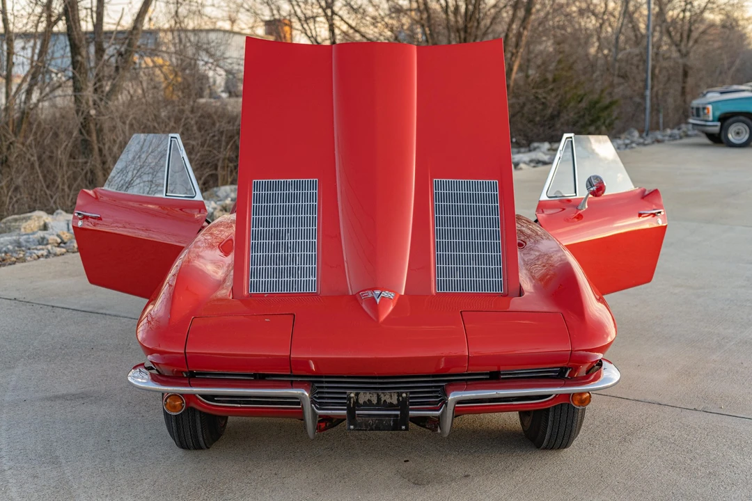 1963 Chevrolet Corvette C2 - Image 15 of 31