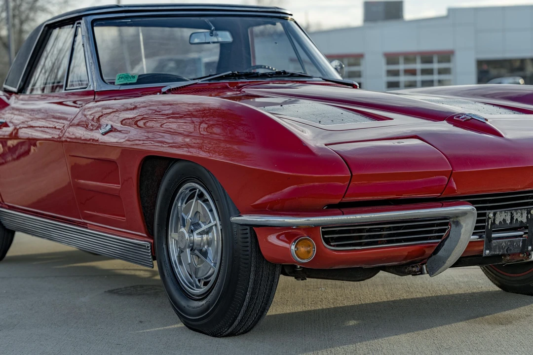 1963 Chevrolet Corvette C2 - Image 11 of 31